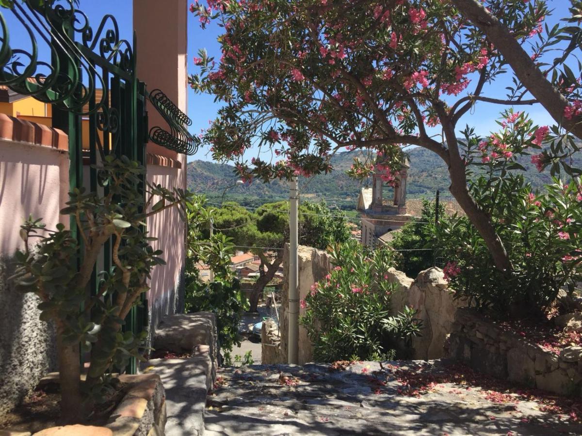 La Casa Del Borgo Gaggi Exterior foto