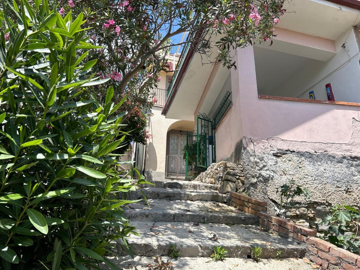La Casa Del Borgo Gaggi Exterior foto